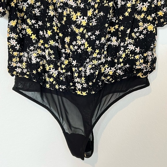 FREE PEOPLE INTIMATELY DESSA WOMEN BLACK FLORAL BODYSUIT SIZE MEDIUM BRAND NEW - Picture 7 of 7
